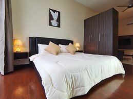 Attic Home Melaka Silverscape Residence