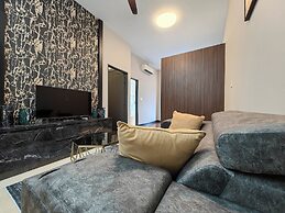 Attic Home Melaka Silverscape Residence