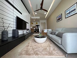 Attic Home Melaka Silverscape Residence