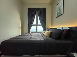Attic Home Melaka Silverscape Residence