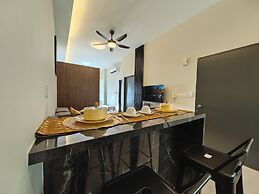 Attic Home Melaka Silverscape Residence