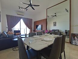 Attic Home Melaka Silverscape Residence