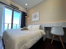 Attic Home Melaka Silverscape Residence