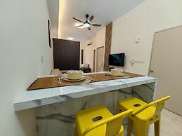 Attic Home Melaka Silverscape Residence
