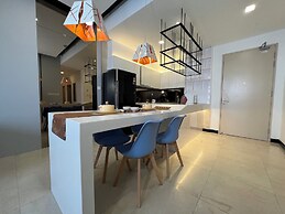 Attic Home Melaka Silverscape Residence