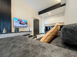 Attic Home Melaka Silverscape Residence