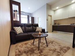 Attic Home Melaka Silverscape Residence