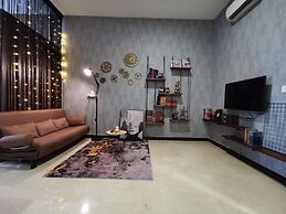 Attic Home Melaka Silverscape Residence