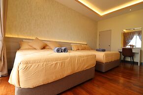 Attic Home Melaka Silverscape Residence