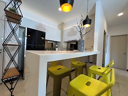 Attic Home Melaka Silverscape Residence