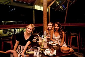 Sizzle Sports Club
