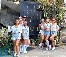 Sizzle Sports Club