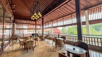 Lorin Solo Hotel