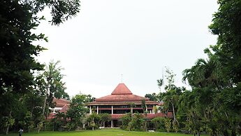 Lorin Solo Hotel