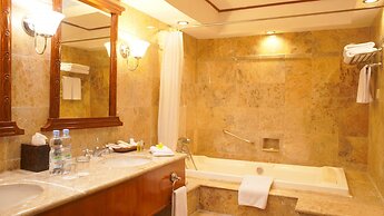 Lorin Solo Hotel