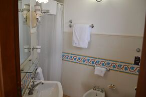CALA BUGUTO hotel