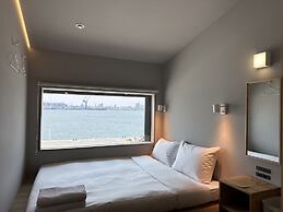 KW2 Hostel