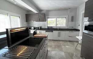 4 Bedroom Private Villa, Pool, Kyrenia Town