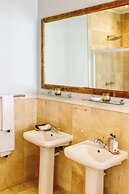 Royal Boutique Hotel