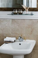 Royal Boutique Hotel