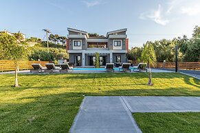 Assos Luxury Villas