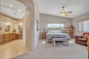 Hole in One! Luxury Home Near Golf Course, Airport, Embry Riddle