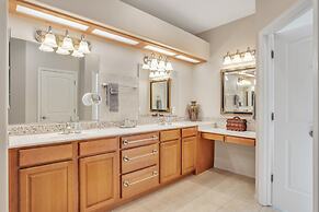 Hole in One! Luxury Home Near Golf Course, Airport, Embry Riddle