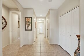 Hole in One! Luxury Home Near Golf Course, Airport, Embry Riddle