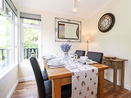 Nutkins Lodge