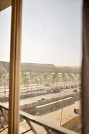 Royal Great Pyramid INN