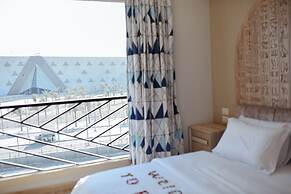 Royal Great Pyramid INN