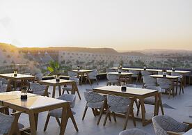 Royal Great Pyramid INN