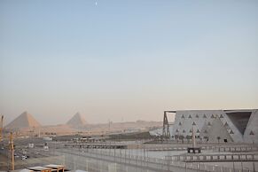 Royal Great Pyramid INN