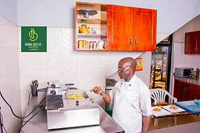Hoima Breeze