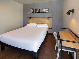 Ibis Marseille Marignane Technopole