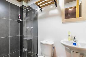 La Gruta Co-Living