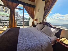 Hotel & Suites Gonsalez Suarez Quito