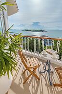 Ampersand Resort