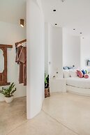 Ampersand Resort