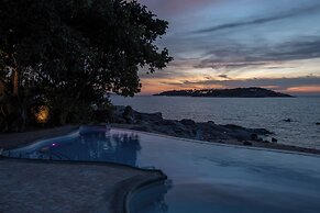 Ampersand Resort