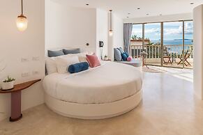 Ampersand Resort