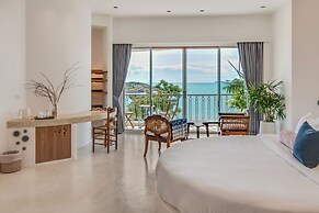Ampersand Resort