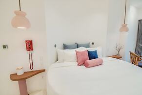 Ampersand Resort