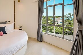 Ampersand Resort