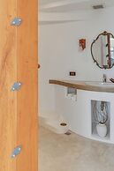 Ampersand Resort