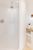 Ampersand Resort