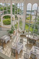 Ampersand Resort