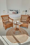 Ampersand Resort