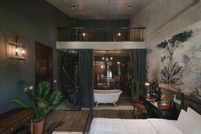 The Chum Boutique