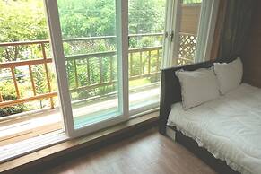 Gapyeong Ongdalsam Pension
